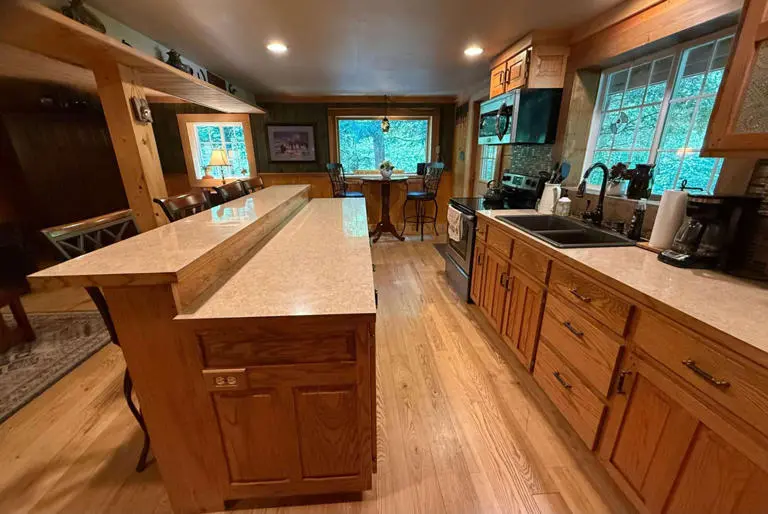 Creekside Cabin Creekside Cabin