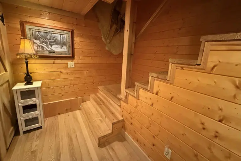 Creekside Cabin Creekside Cabin