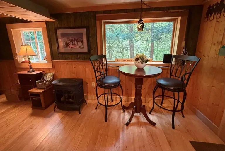 Creekside Cabin Creekside Cabin