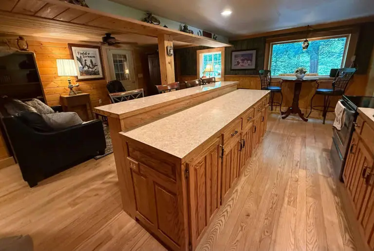 Creekside Cabin Creekside Cabin