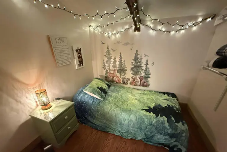 Creekside Cabin Creekside Cabin